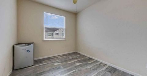2471 Ben Ali Way, Sacramento, CA 95815 Photo