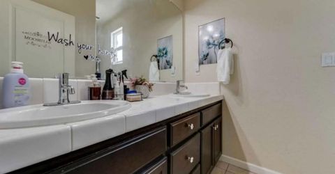 2471 Ben Ali Way, Sacramento, CA 95815 Photo