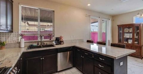 2471 Ben Ali Way, Sacramento, CA 95815 Photo