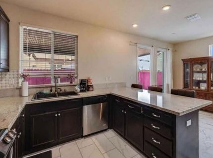 2471 Ben Ali Way, Sacramento, CA 95815 Photo