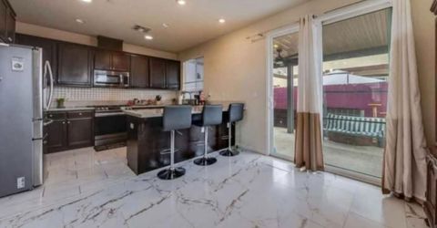2471 Ben Ali Way, Sacramento, CA 95815 Photo