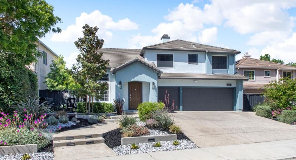1061 Plymouth Dr, Tracy, CA 95376 Photo