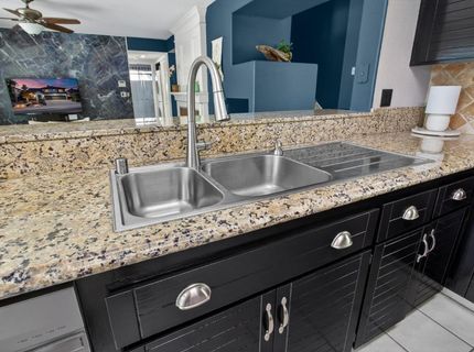 1061 Plymouth Dr, Tracy, CA 95376 Photo