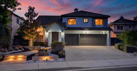 1061 Plymouth Dr, Tracy, CA 95376 Photo