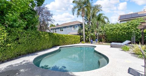 1061 Plymouth Dr, Tracy, CA 95376 Photo