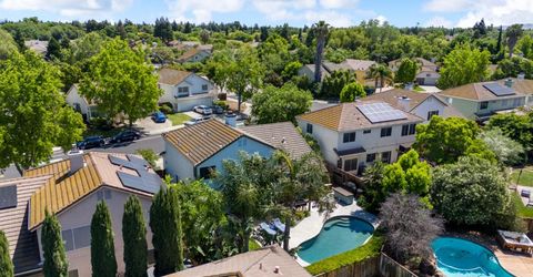 1061 Plymouth Dr, Tracy, CA 95376 Photo
