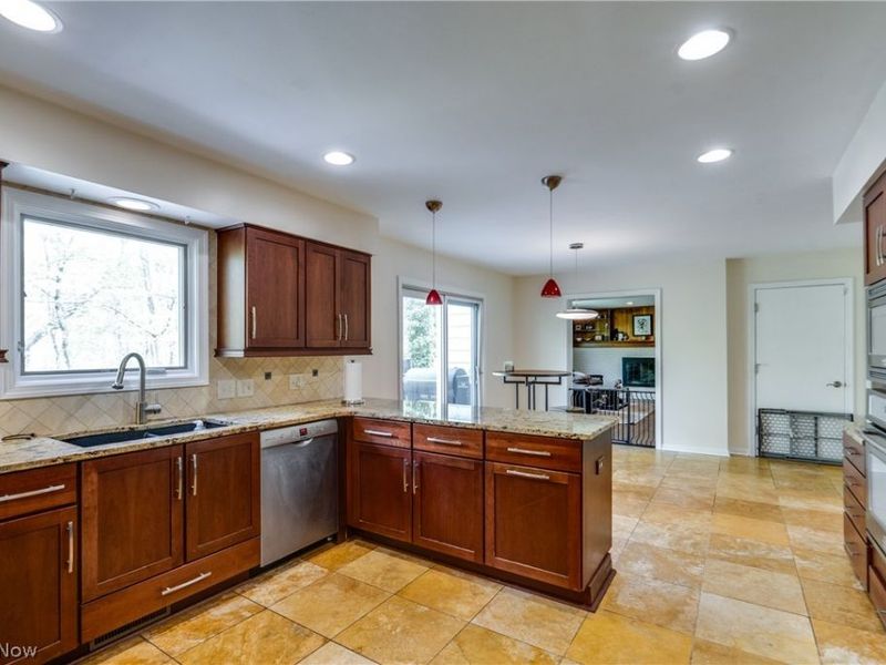 2295 Woodpark Road , Akron, OH 44333 Photo 15