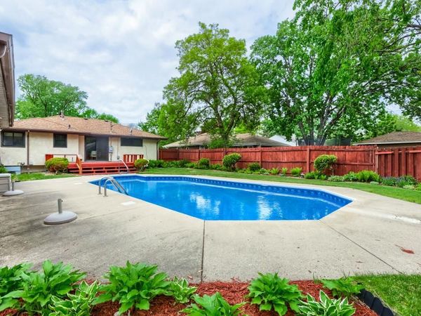 5512 Fremont Avenue N, Brooklyn Center, MN 55430