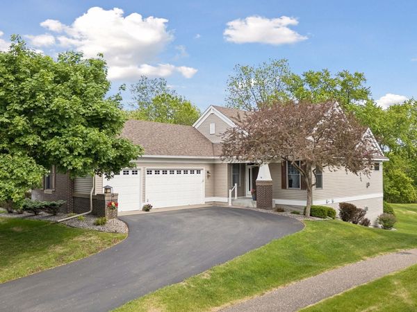 9755 Wedgewood Circle, Woodbury, MN 55125