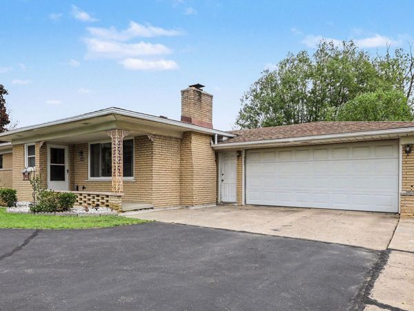 59126 Romeo Plank Road, Ray, MI 48096