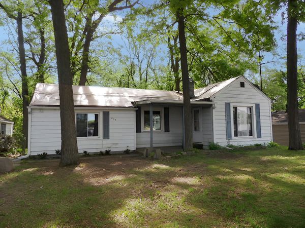 835 Woodland Beach, Battle Creek, MI 49014