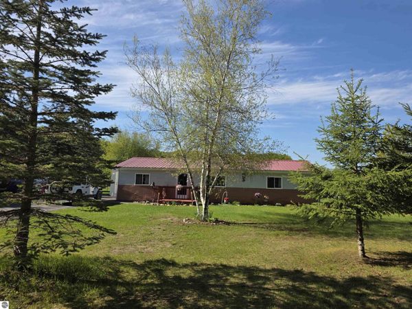 6675 Camp Tanuga Road NE, Kalkaska, MI 49646