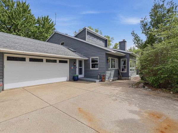 952 W RIVER ROAD, Mosinee, WI 54455