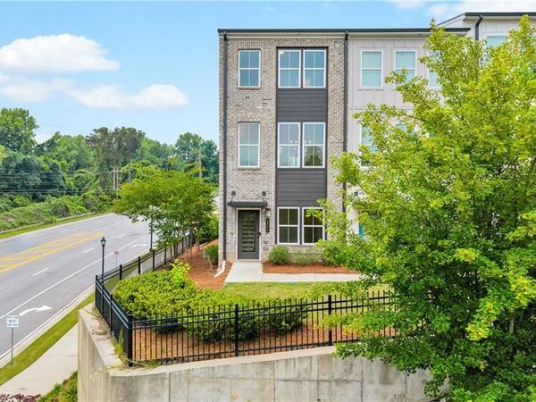 2651 Stream Terrace NW, Atlanta, GA 30318