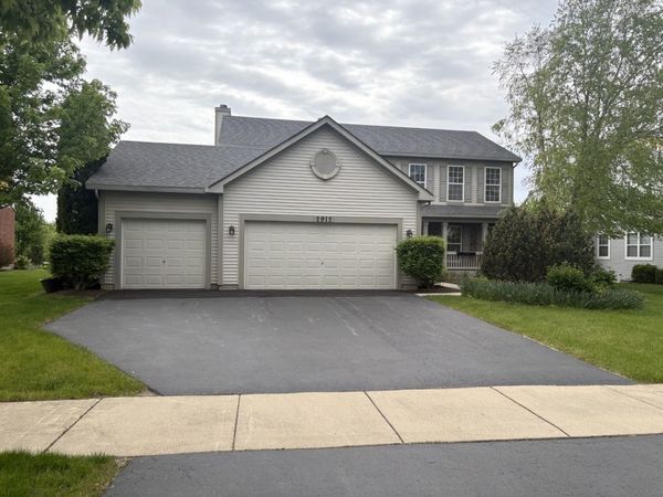 2912 Forest Creek Lane , Naperville, IL 60565