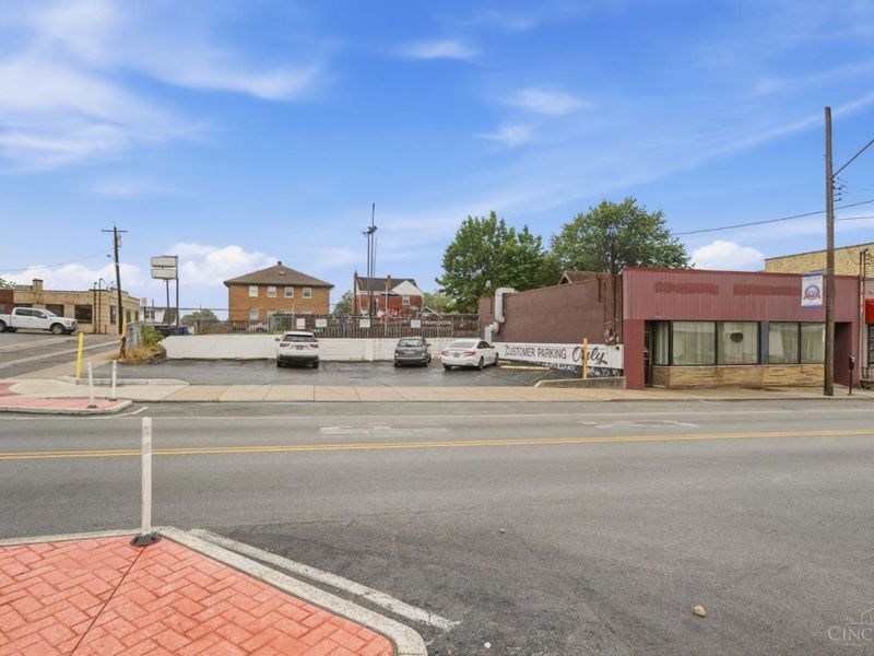 3605 Harrison Avenue, Cincinnati, OH 45211 Photo 2
