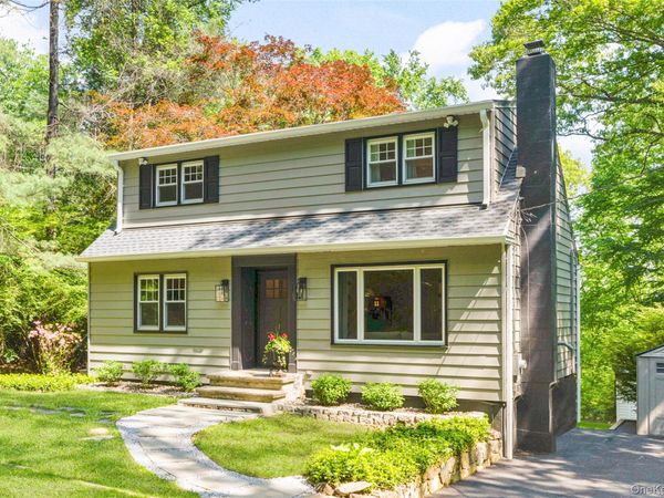 49 Entrance Way, Purdys, NY 10578