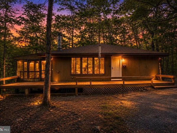 456 BALD EAGLE TRAIL , HEDGESVILLE, WV 25427