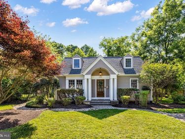 2833 BOLLING ROAD, FALLS CHURCH, VA 22042