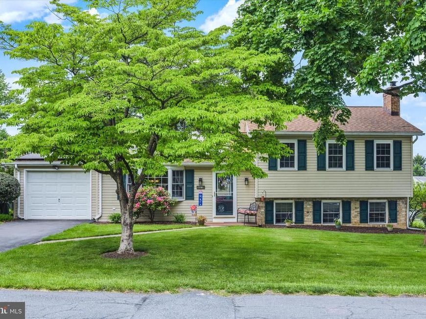 118 Nittany Drive, Mechanicsburg, PA 17055 Main Photo