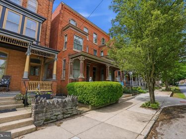 640 W CHESTNUT STREET, LANCASTER, PA 17603