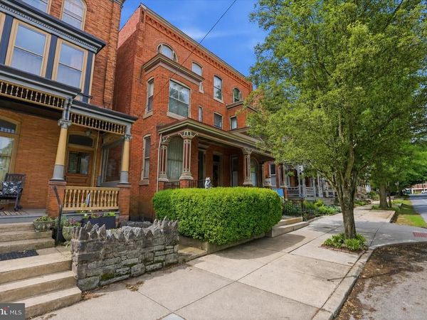 640 W CHESTNUT STREET, LANCASTER, PA 17603