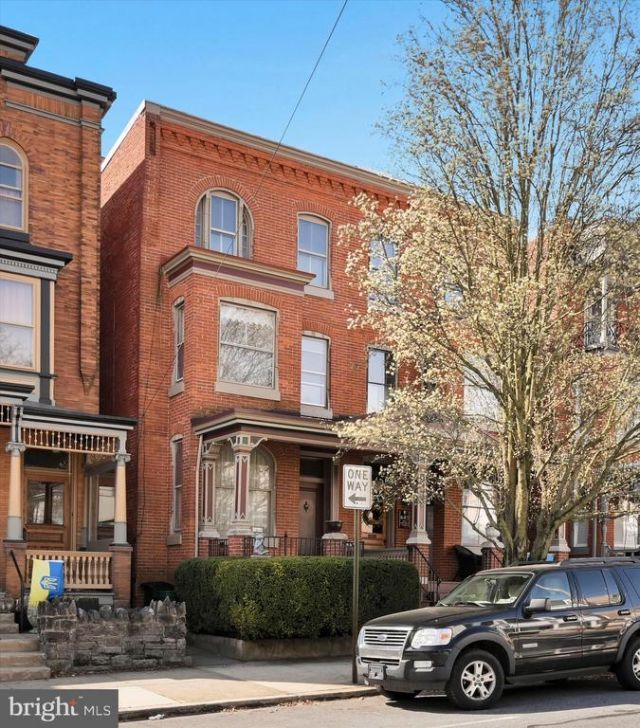640 W CHESTNUT STREET , LANCASTER, PA 17603