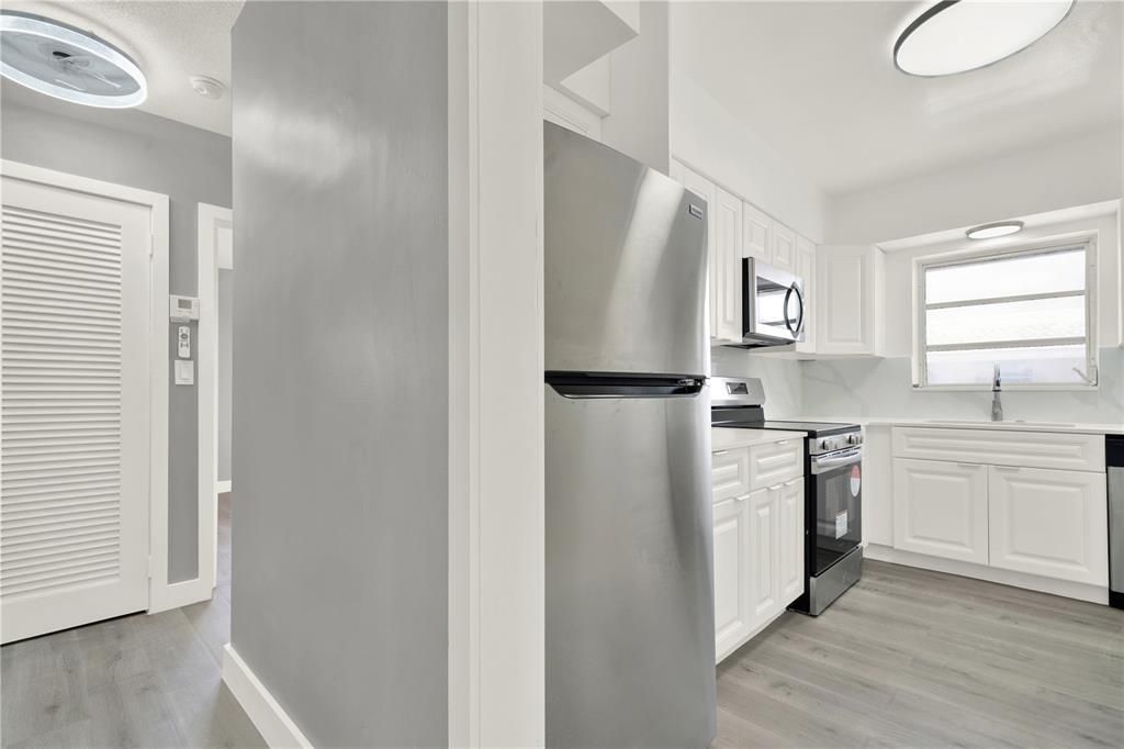 2864 NE 32nd Street, Unit 7, Fort Lauderdale, FL 33306 Photo