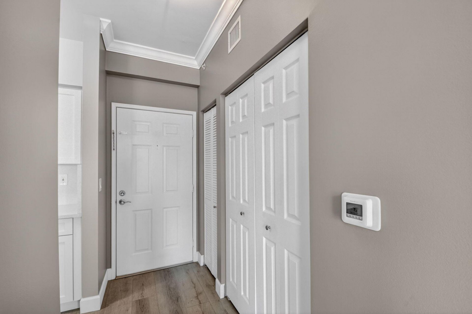 651 Okeechobee Boulevard, Unit 1008, West Palm Beach, FL 33401 Photo