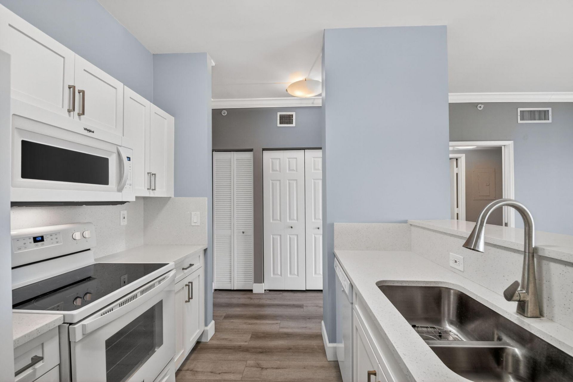 651 Okeechobee Boulevard, Unit 1008, West Palm Beach, FL 33401 Photo