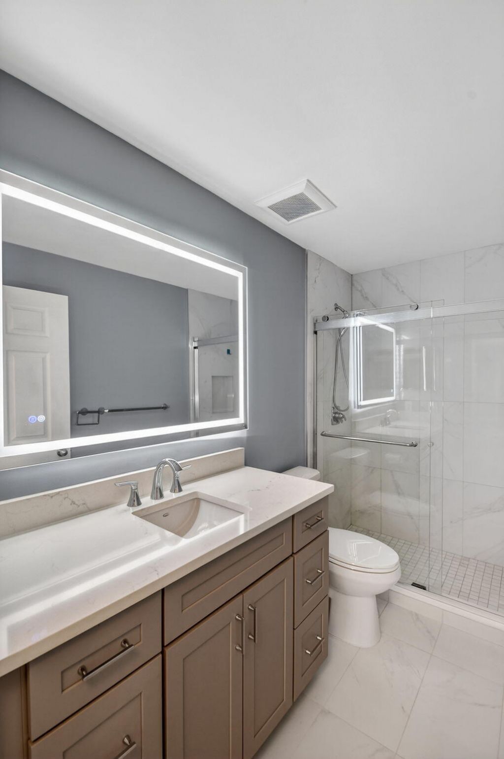651 Okeechobee Boulevard, Unit 1008, West Palm Beach, FL 33401 Photo
