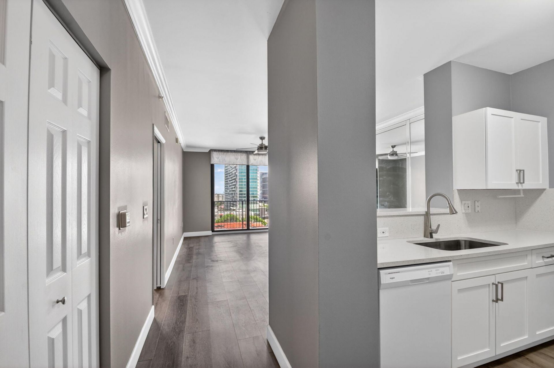 651 Okeechobee Boulevard, Unit 1008, West Palm Beach, FL 33401 Photo