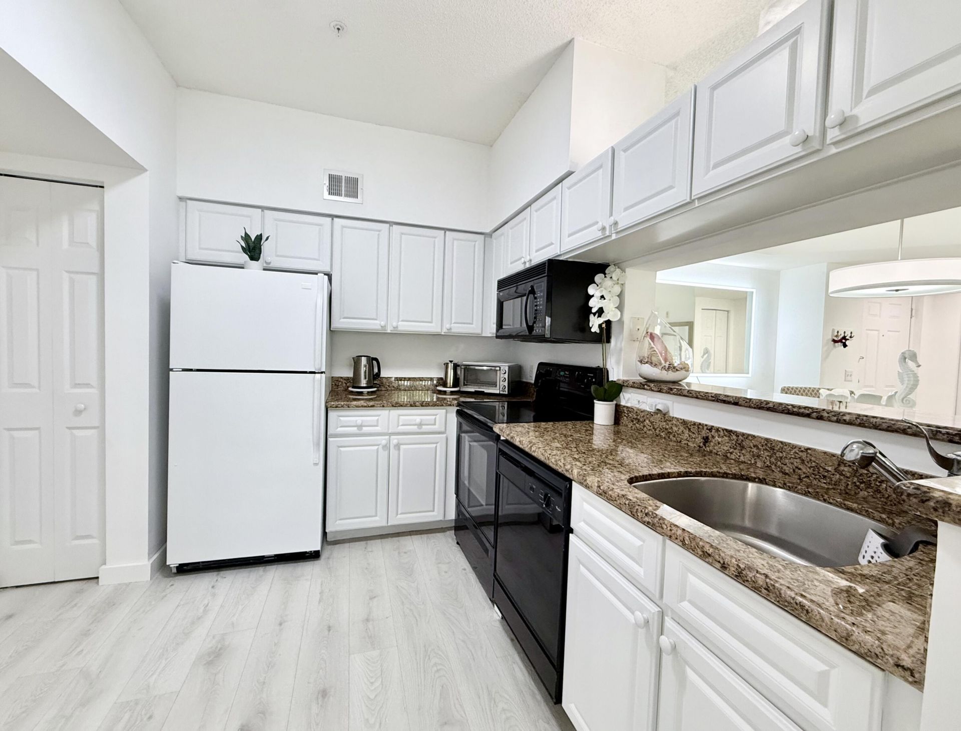 4404 Tuscany Way, Unit 4404, Boynton Beach, FL 33435 Photo