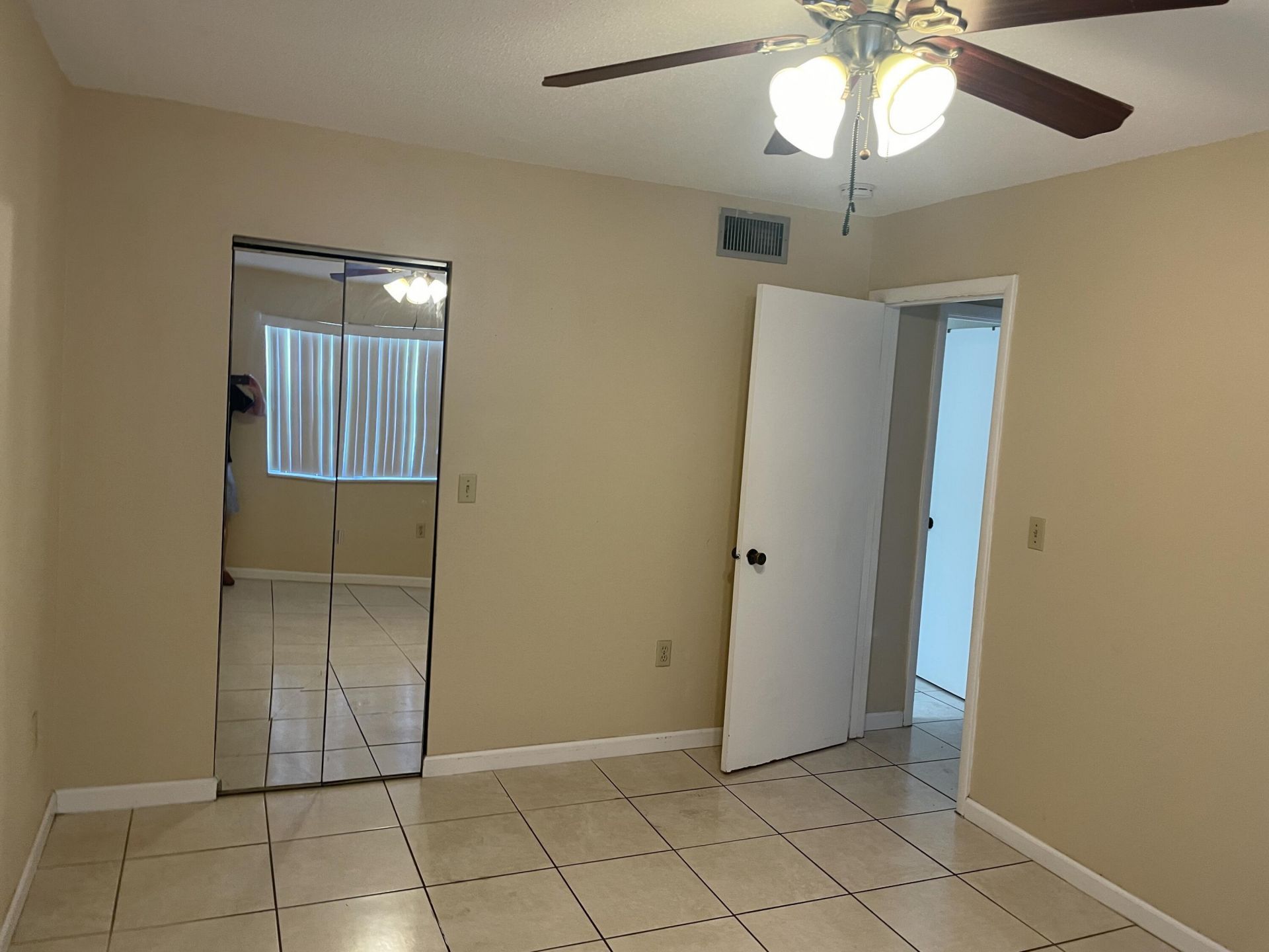 506 Davis Road, Unit 70, Palm Springs, FL 33461 Photo