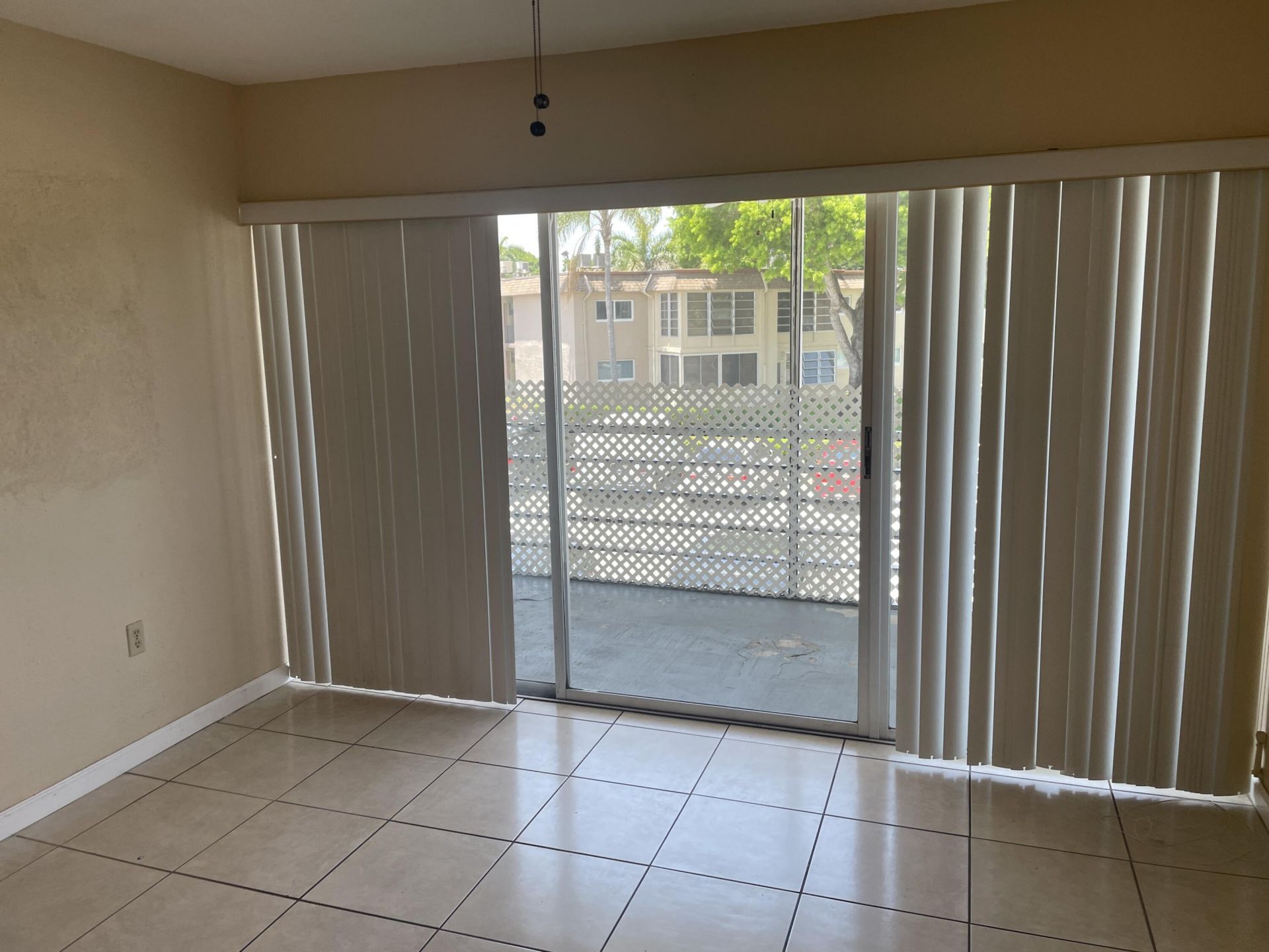 506 Davis Road, Unit 70, Palm Springs, FL 33461 Photo