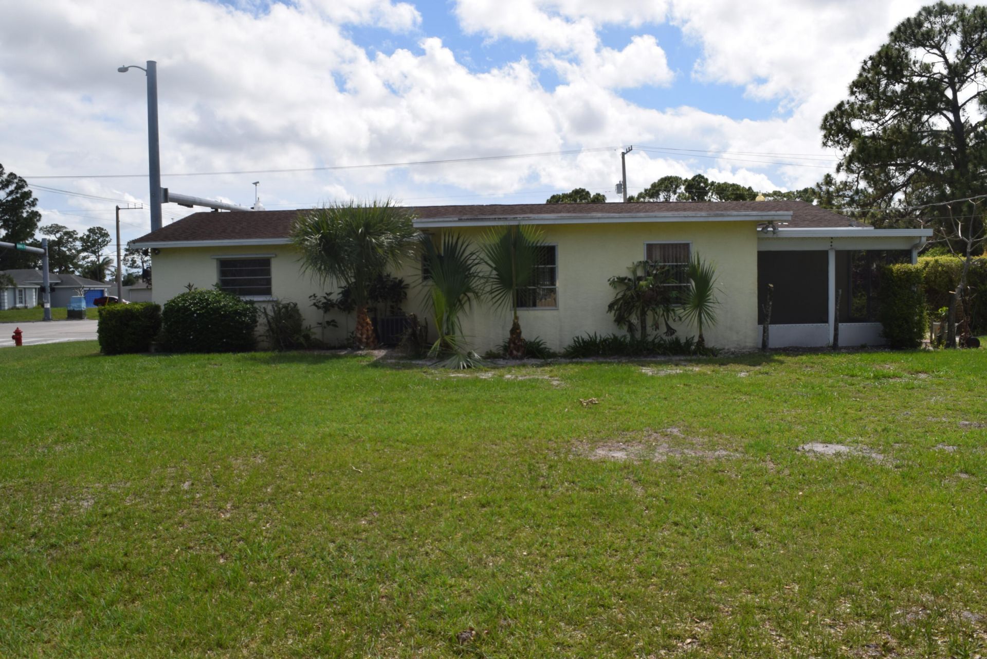 1881 SE Airoso Boulevard, Port Saint Lucie, FL 34984 Photo