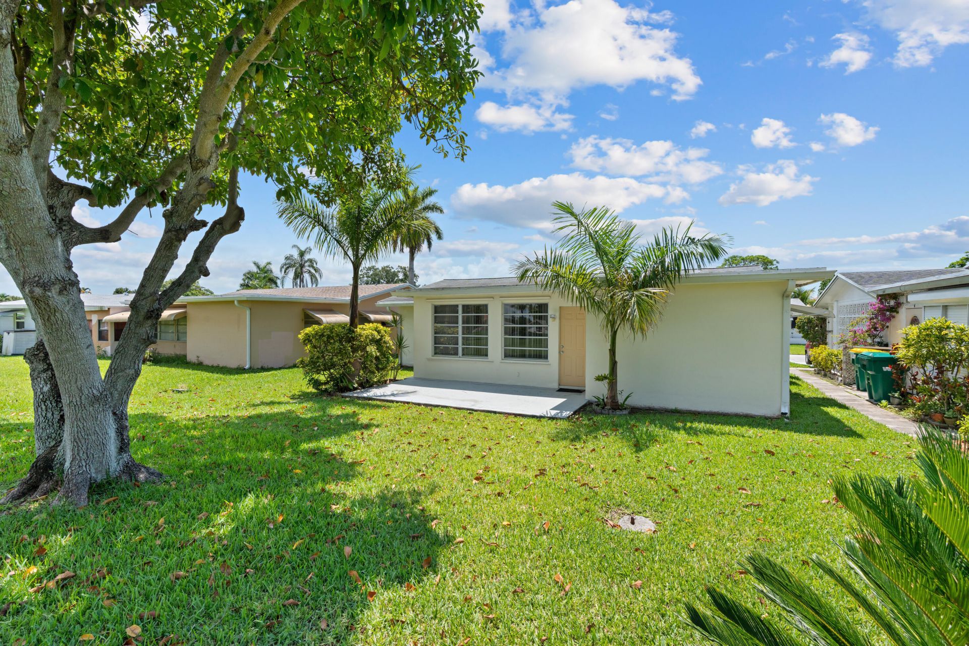 5017 NW 49th Road, Tamarac, FL 33319 Photo