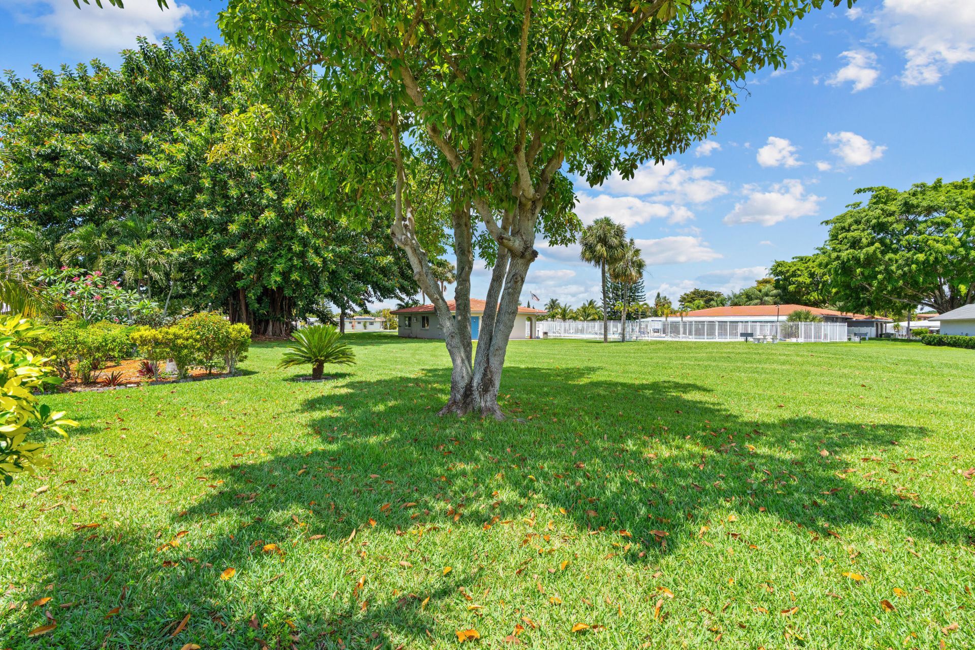 5017 NW 49th Road, Tamarac, FL 33319 Photo