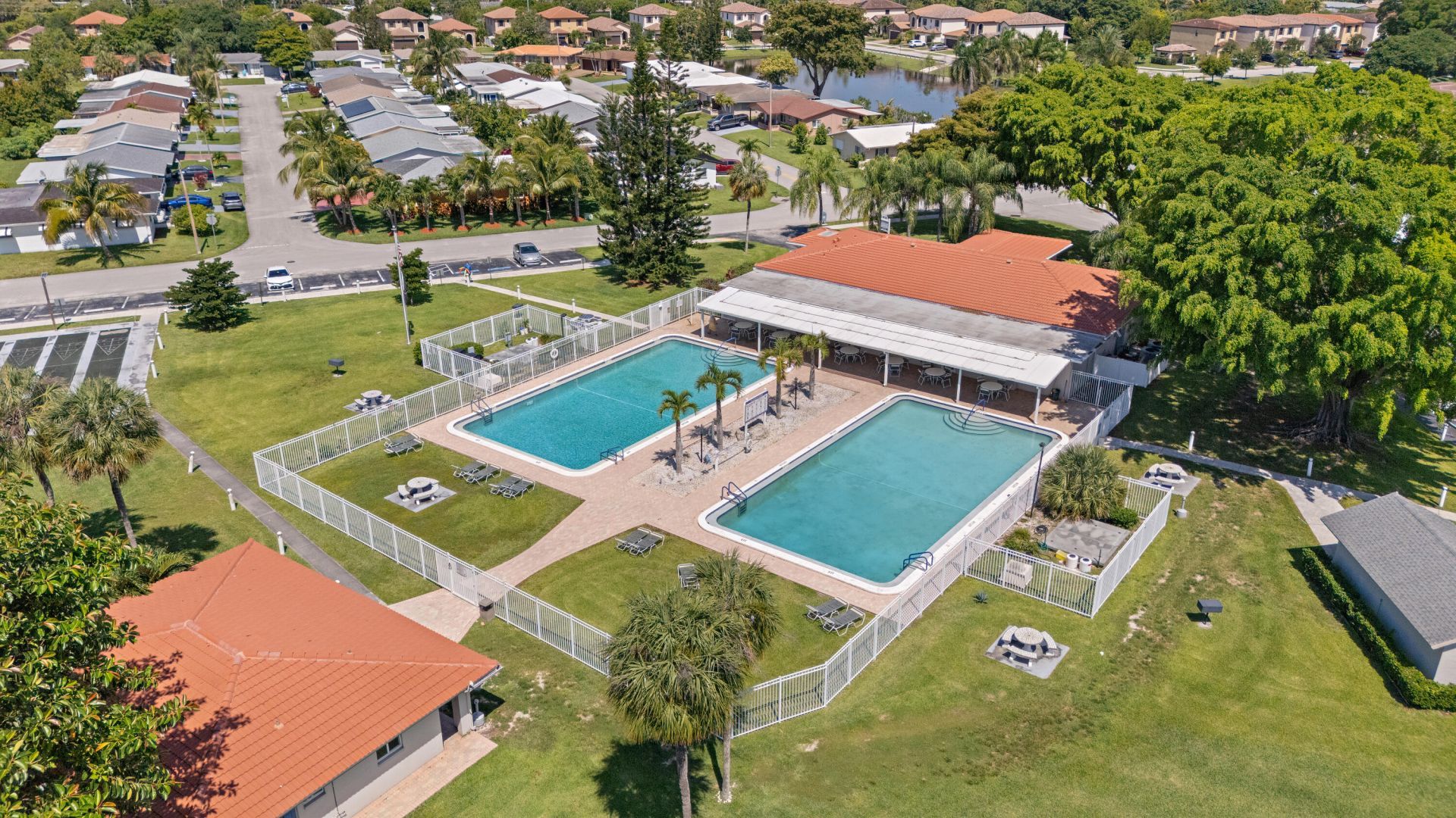 5017 NW 49th Road, Tamarac, FL 33319 Photo