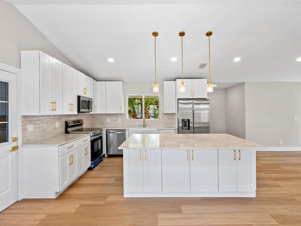 74 Vista Del Rio, Boynton Beach, FL 33426