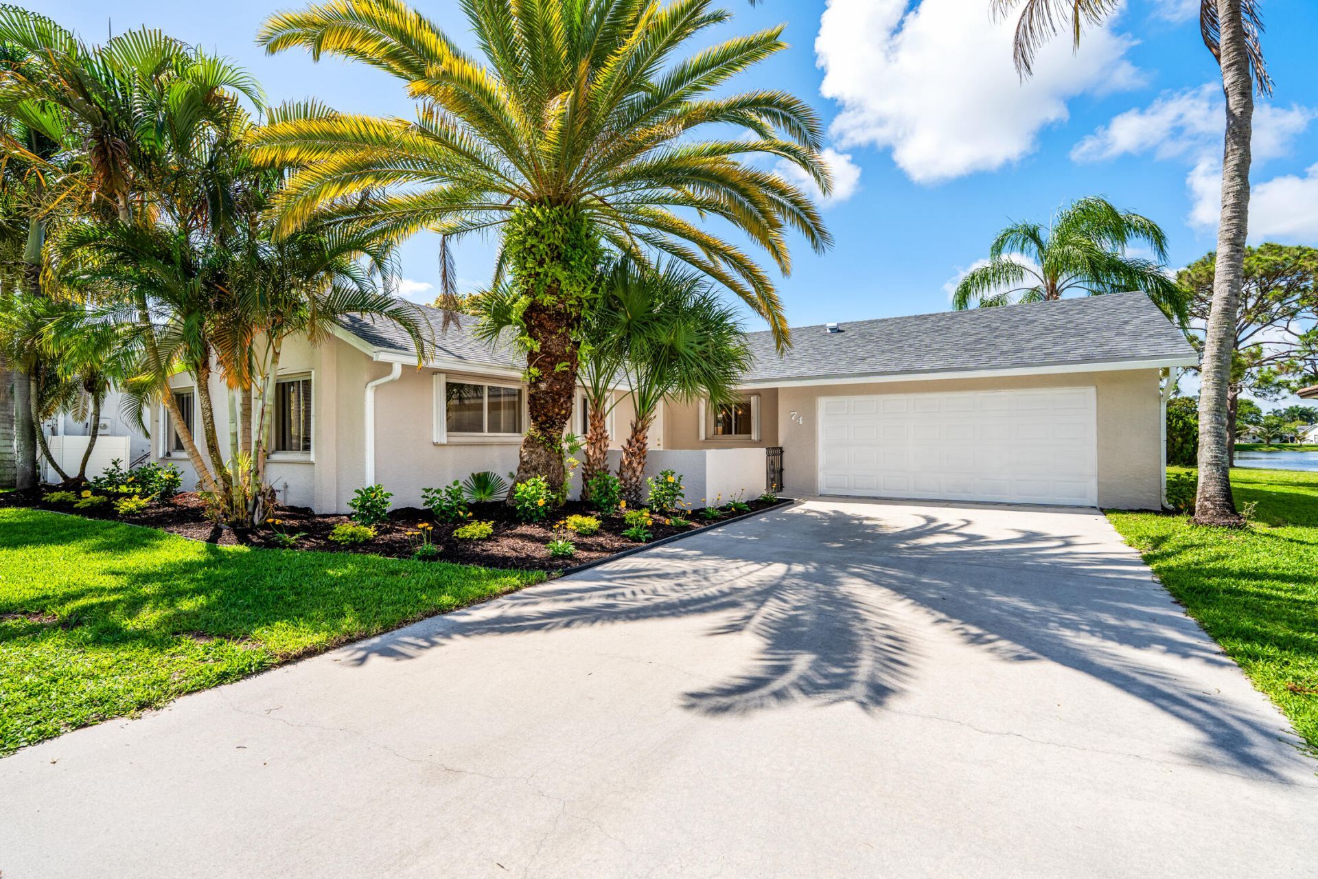 74 Vista Del Rio, Boynton Beach, FL 33426 Photo