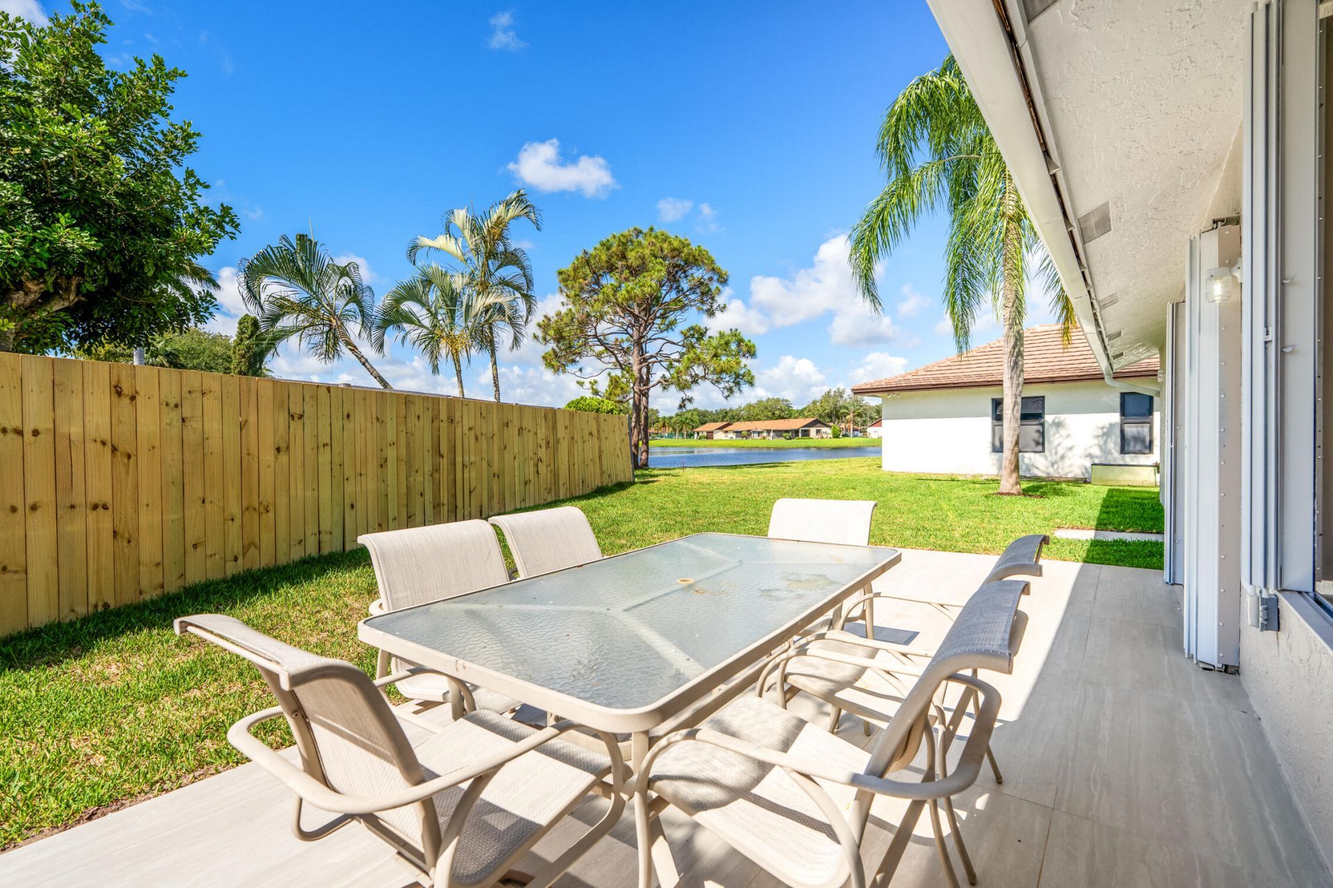 74 Vista Del Rio, Boynton Beach, FL 33426 Photo