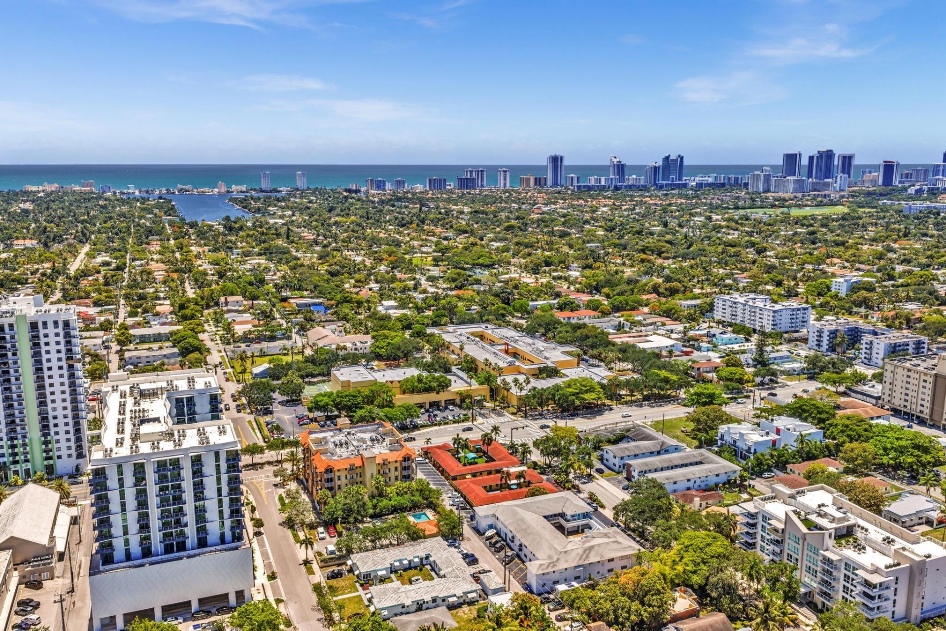 418 S Federal Highway, Hollywood, FL 33023 Photo