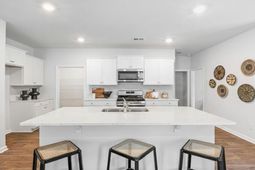 121 Longbeard Drive photo 4