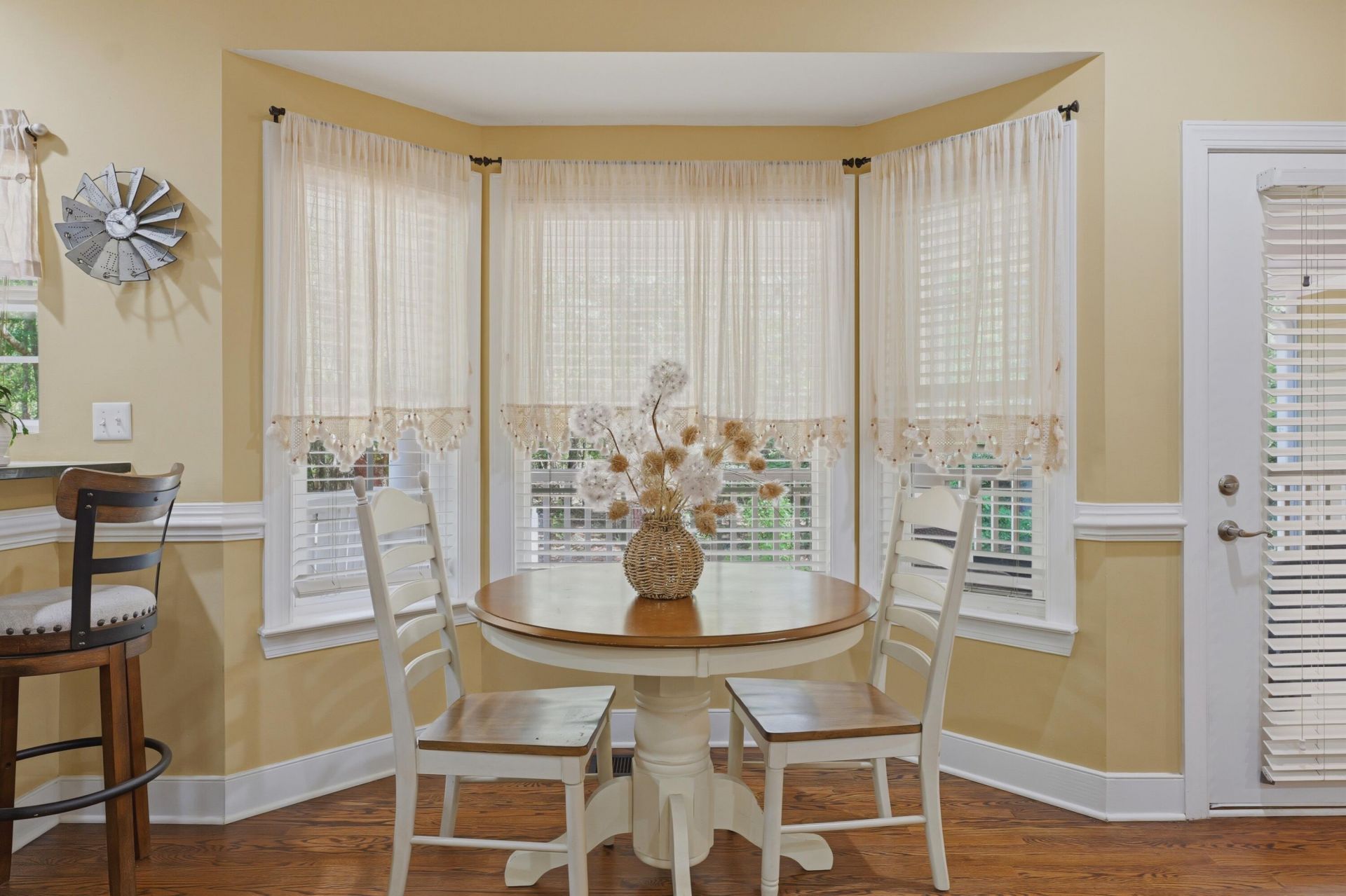 6426 Farm House Road Photo 15