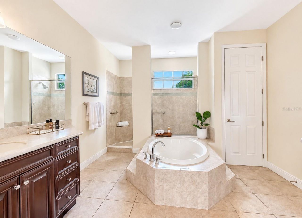 6971 Scrub Jay Drive, Sarasota, FL 34241 Photo