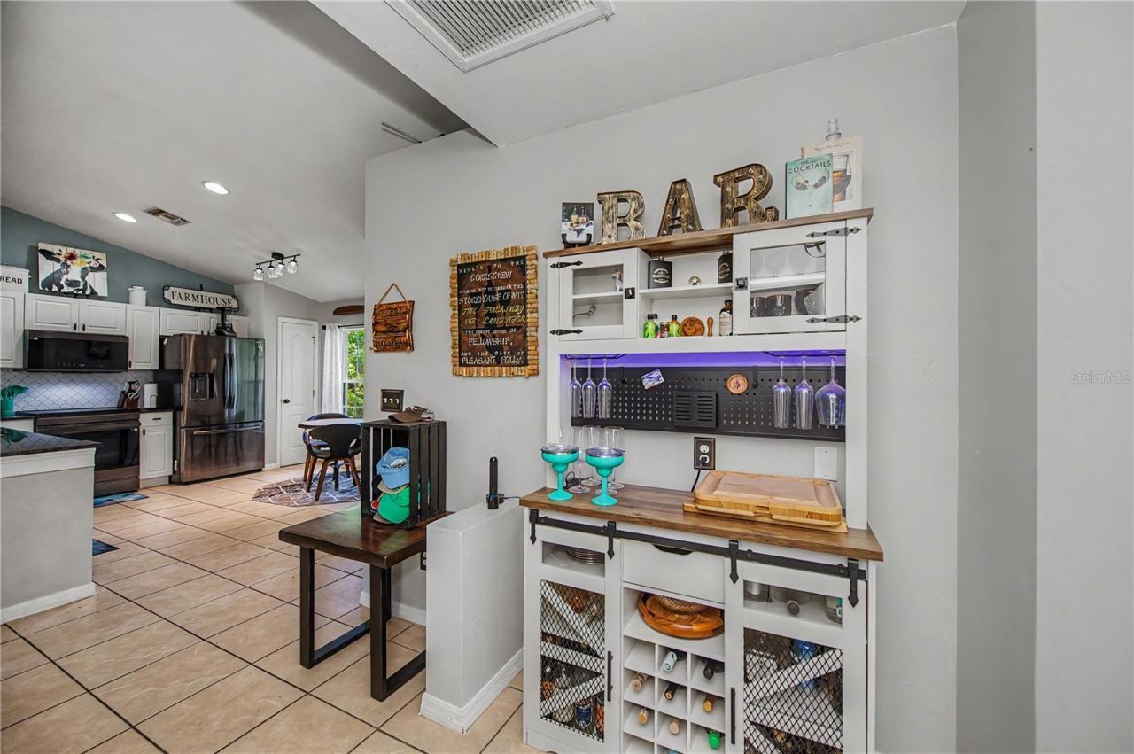 3837 Hillandale Street, Fort Myers, FL 33905 Photo