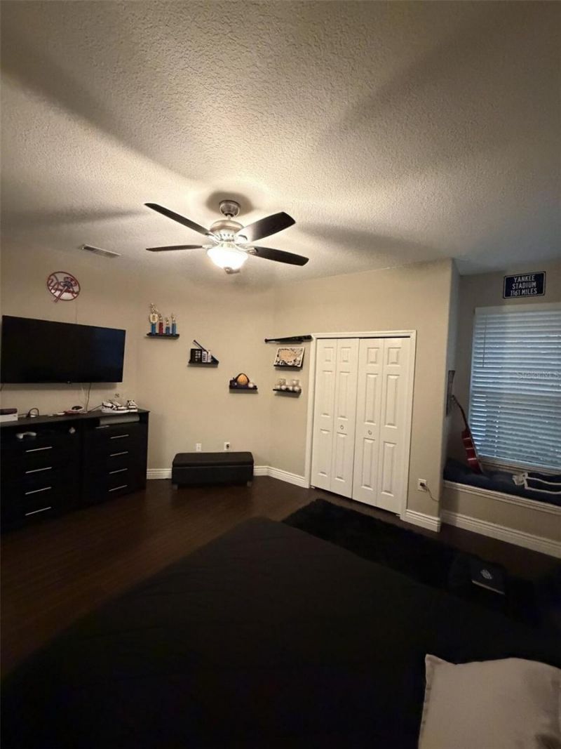 5429 Burnt Hickory Drive , Valrico, FL 33596 Photo