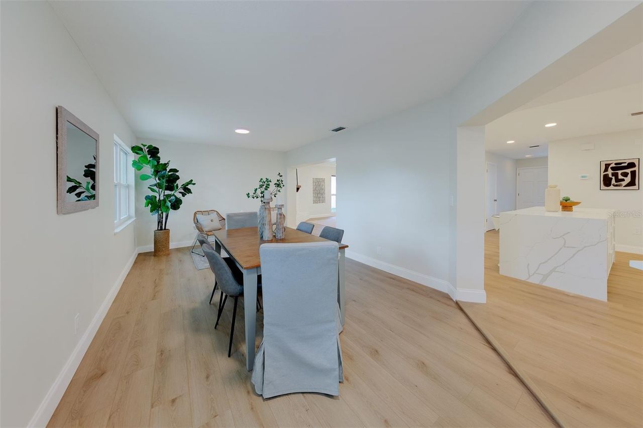 11818 69th Way, Largo, FL 33773 Photo