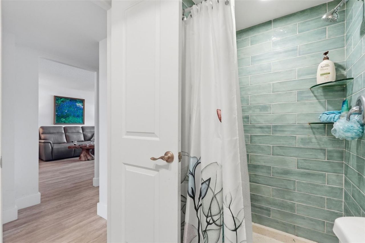 4915 Bay Street Ne, Unit 323, Saint Petersburg, FL 33703 Photo
